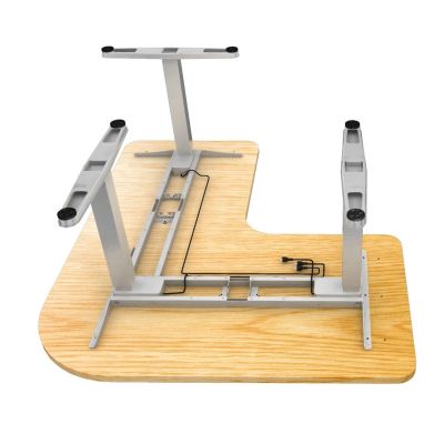 6. Das Tischgestell ist mit einem dreifachen Elektromotor mit einer Tragfähigkeit von 150 kg in L-Form ausgestattet.