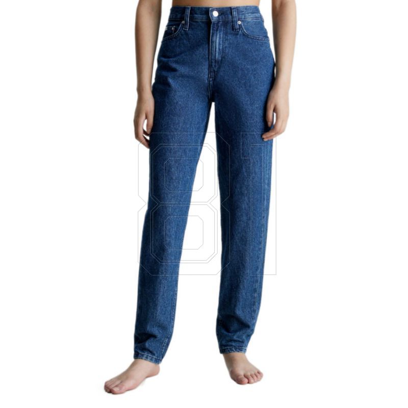 7. Calvin Klein Jeans Mom Fit W J20J222199 Jeans