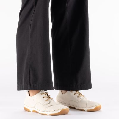 7. Rieker 55920-80 bequeme weiße Damenschuhe