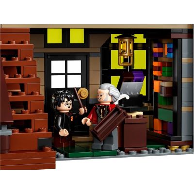 11. LEGO Harry Potter 75978 Winkelgasse