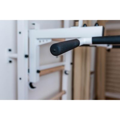 5. Verstellbare Klimmzugstange aus Metall mit 6 Griffen BENCHK PB3W