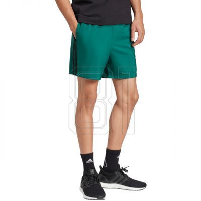 2. adidas Essentials 3-Streifen Chelsea Shorts M JW1910