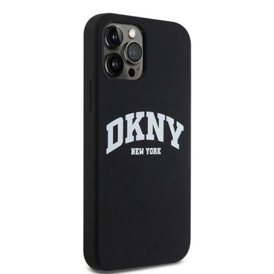 5. DKNY Flüssigsilikon-MagSafe-Hülle mit weißem bedrucktem Logo für iPhone 12/12 Pro – Schwarz
