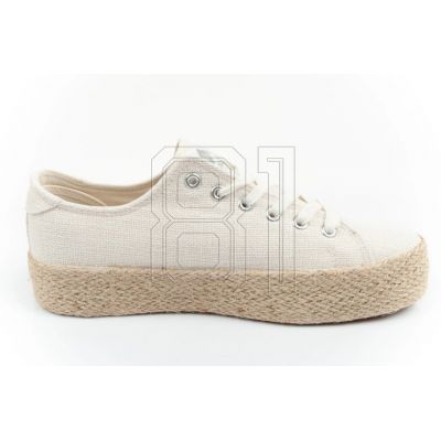 4. Lee Cooper W Shoes LCW-25-02-3284L