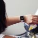 5. Tech-Protect MilaneseBand für Apple Watch 4 / 5 / 6 / 7 / 8 / 9 / SE / Ultra 1 / 2 (42/44/45/49 mm) – Gold