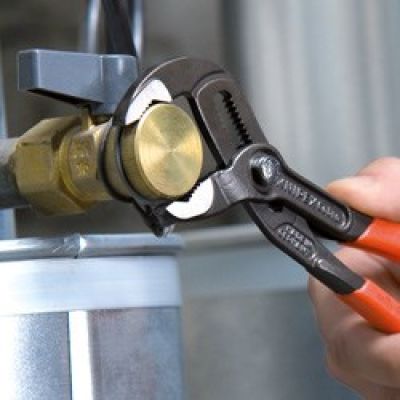 3. Knipex 87 01 250 Rohrzangen