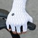 9. Rockbros Rennradhandschuhe Größe: L - Schwarz und Weiß