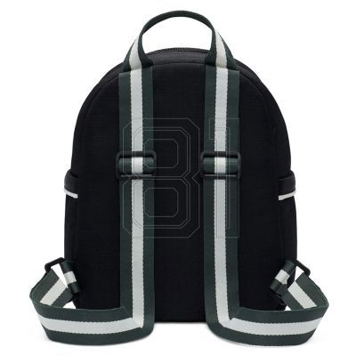 4. Nike Sportswear Futura 365 Rucksack FQ5559-010