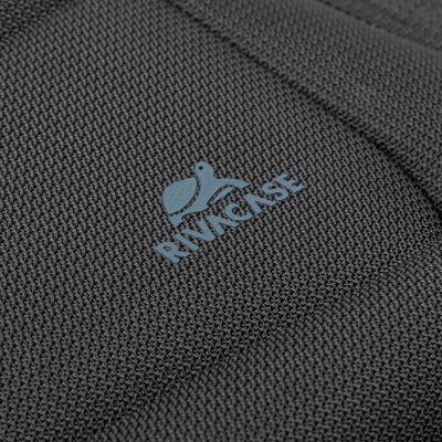 13. Rivacase 8422 35,6 cm (14") Toploader-Tasche Schwarz