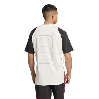 2. Adidas Manchester United DNA Tee M JE3735