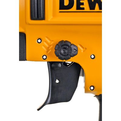 8. DeWALT DPN1850PP-XJ Druckluftnagler
