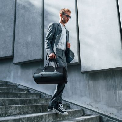 13. Wozinsky Premium Anzug-Reisetasche mit Nassfach (45 l) – Schwarz