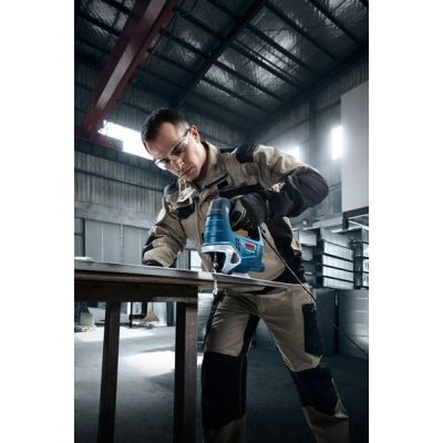 3. Bosch GST 750 elektrische Stichsäge 520 W 2,29 kg