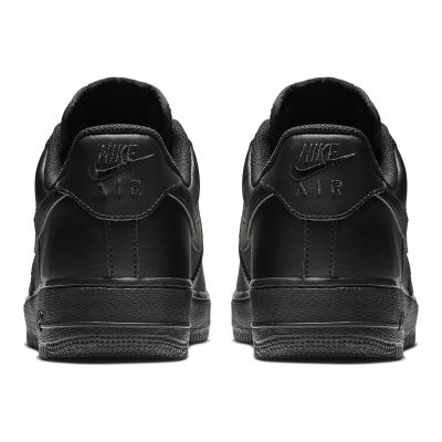 4. Nike Air Force 1 '07 M CW2288-001 Schuhe