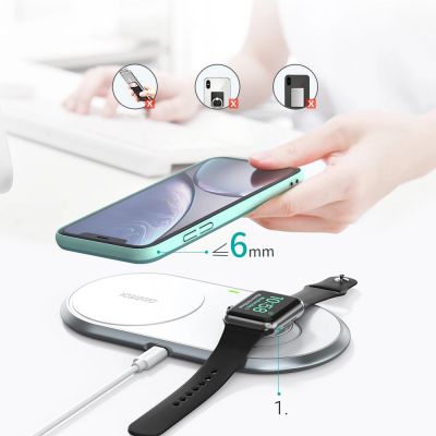 8. Choetech Qi 2in1 kabelloses Ladegerät für Smartphones / Apple Watch mit Standfuß (MFI) USB Typ C weiß (T317)
