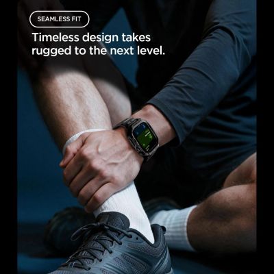 5. Spigen Rugged Armor Pro Schutzhülle und Armband für Apple Watch 46 mm – Mattschwarz