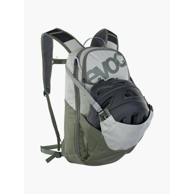 4. EVOC Ride 8 Trinkrucksack + Trinkblase 2 Stone Dark/Olive