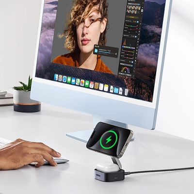 3. Ugreen W702 3in1 induktives Ladegerät mit MagSafe/Qi2 und USB-C-Anschluss für Telefon/Kopfhörer – Schwarz