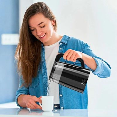 4. Black+Decker BXKE2206E Wasserkocher (2200W; 1,7l)