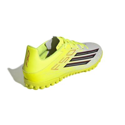 4. Adidas F50 Club TF JR9051 Schuhe