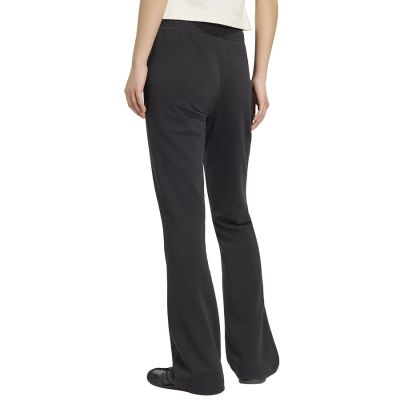 4. adidas Seasonal Essentials Satinhose KS2789