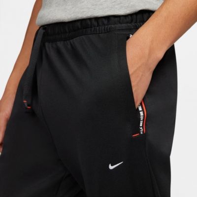 4. Nike NK FC Tribuna Sockenhose M DD9541 010