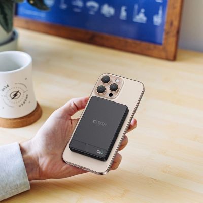 8. Powerbank Tech-Protect PB33 LifeMag MagSafe 5000mAH - schwarz