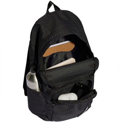 5. Adidas Classic Foundation HY0749 Rucksack
