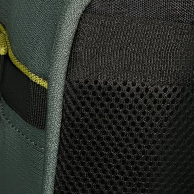 20. American Tourister Take2Cabin MS Handgepäck-Rucksack für Wizz Air – Dark Forest