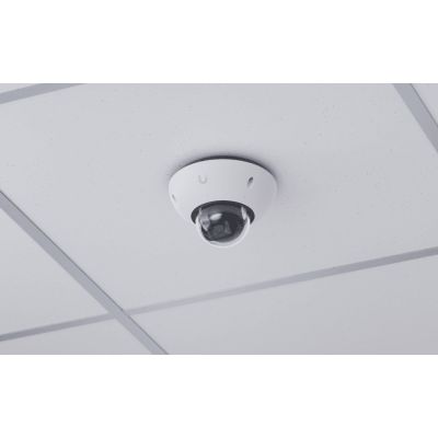 36. Ubiquiti UniFi G6 Dome White Kamera (UVC-G6-Dome-W) 8 MP 3840 x 2160 (16:9) IP66 IK10 9,25 W