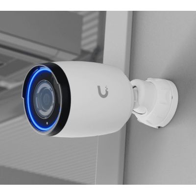 3. Ubiquiti UVC-AI-Pro Weiß | IP-Kamera | 4K Ultra HD 30fps, IP65, 1x RJ45 1000Mbps PoE, 3x optischer Zoom
