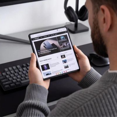 13. Tech-Protect Magmat MagSafe Hülle für Samsung Galaxy Z Fold 8 – Mattschwarz