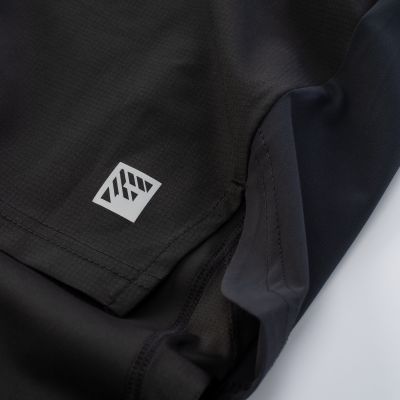 4. FINNLU Leggings für Herren