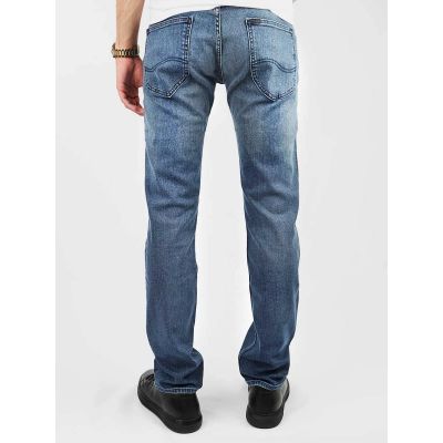 3. Lee Powell L704DXIS