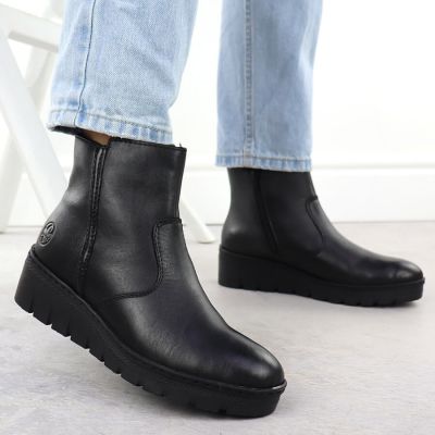 6. Schwarze Keilstiefeletten aus Leder für Damen, Modell Rieker X9165-01