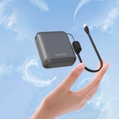 2. Dudao K22+ Ultrakompakte Powerbank 10000 mAh 22,5 W USB-C mit Anhänger/Kabel - Grau