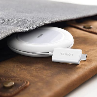6. Ugreen CD245 40123 kabelloses Qi/MagSafe-Ladegerät 15 W mit USB-C-Kabel – Weiß