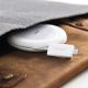 6. Ugreen CD245 40123 kabelloses Qi/MagSafe-Ladegerät 15 W mit USB-C-Kabel – Weiß