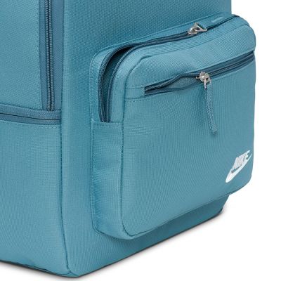 4. Nike Heritage Eugenie Rucksack DB3300-006