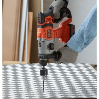 8. Black & Decker BCD900B-XJ 1880 U/min SDS Plus Bohrmaschine, Schwarz, Orange