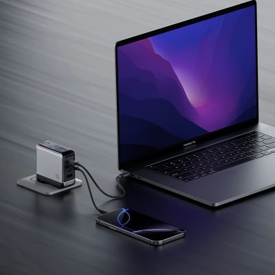 6. Cuktech AD1204U 120W Wandladegerät mit Display und USB-C-Kabel – Silber