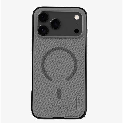 2. Nillkin Super Frosted Shield Pro Magnethülle kompatibel mit MagSafe für iPhone 17 Pro Max - Translucent Black