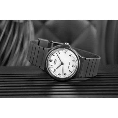 5. Damenuhr CASIO MQ-24-7BLLEG + Box