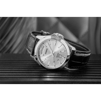 5. Herrenarmbanduhr CASIO MTP-1370L-7AVDF + BOX