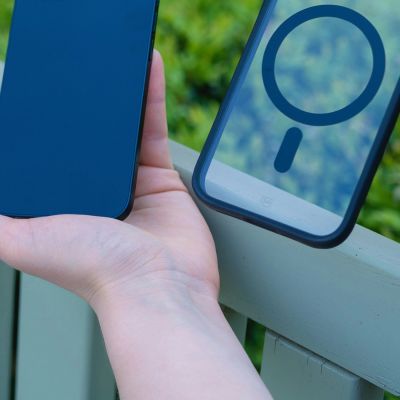 3. 3mk Satin Armor MagCase Hülle mit MagSafe für Samsung Galaxy S23+ – transparent mit schwarzem Rahmen