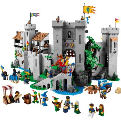 3. LEGO Icons 10305 - Burg der Ritter des Löwenwappens