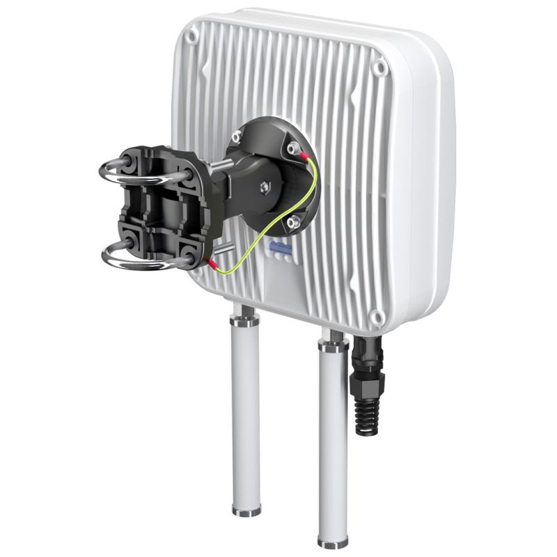 8. QuWireless QuMax Richtantenne PoE/LAN 6 dBi