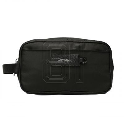 7. Calvin Klein CK Elevated Kulturtasche K50K509968