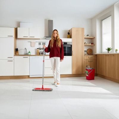 30. GREENBLUE FLACHMOP MIT EIMER UND MAXICLEAN AUSWÜRFMASCHINE + ZWEI HQ-MIKROFASER-KARTUSCHEN, FASSUNGSVERMÖGEN 8L GB870