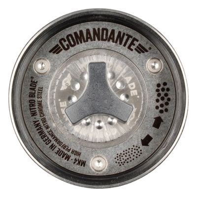 3. Comandante C40 MK4 Nitro Blade Racing Green Grinder